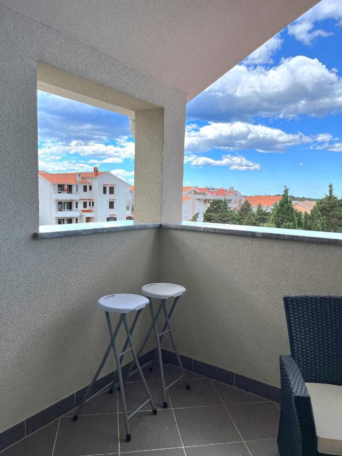 Florena Novalja Buitenkant foto