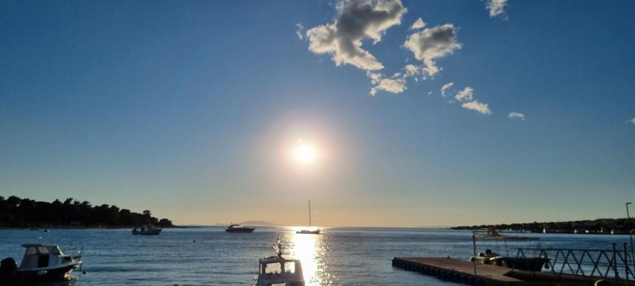 Florena Novalja Buitenkant foto